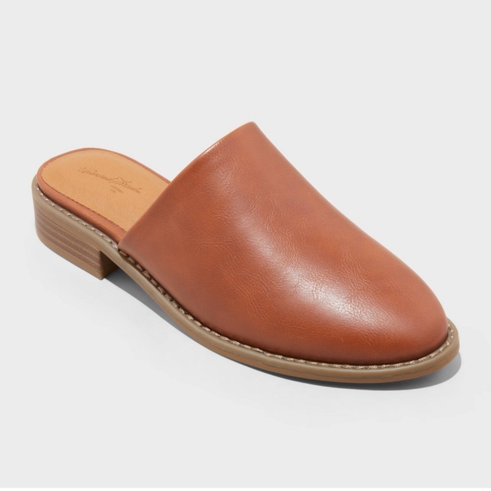 Universal Thread Tan Leather Mules with Minimalist Design